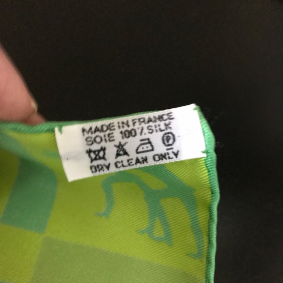 Hermes Jeux d’Ombres pochette scarf . NWOT . Box included - Picture 5 of 11